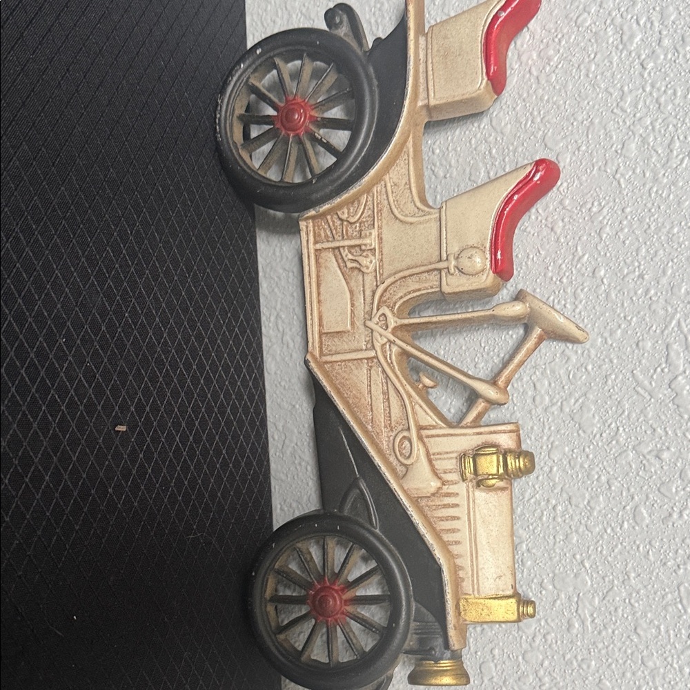 Vintage Style Gold and Red Classic Car Wall Decor